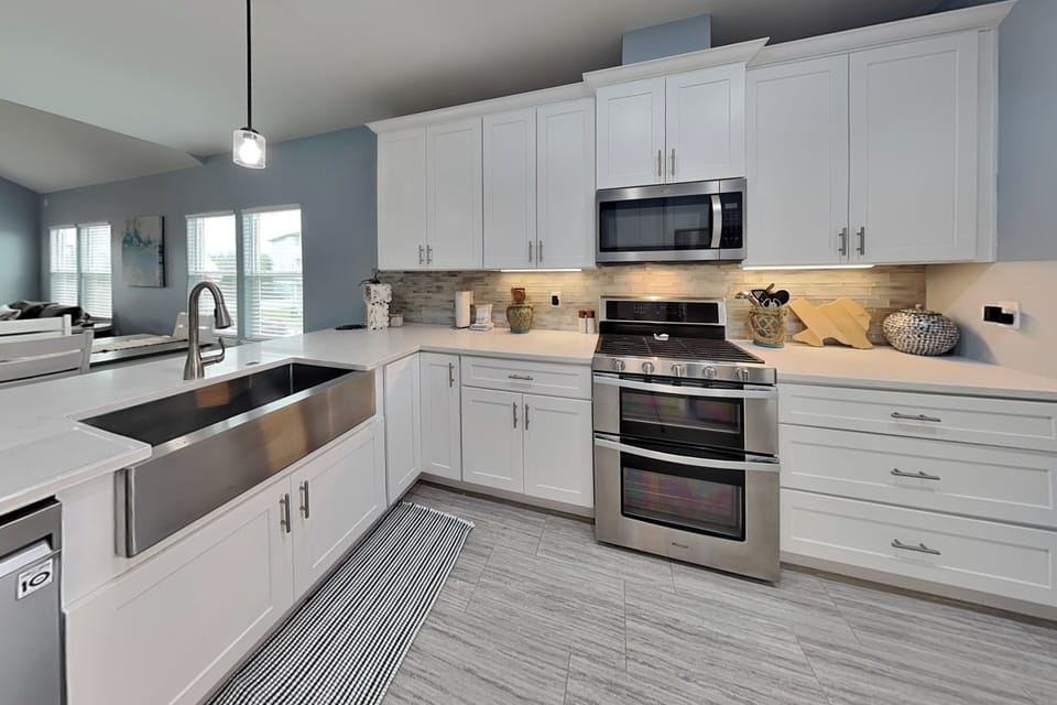 Full Kitchen - Second Floor