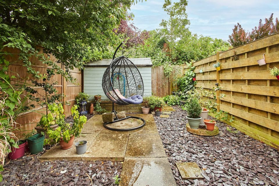Scaife Gardens, York - Host & Stay
