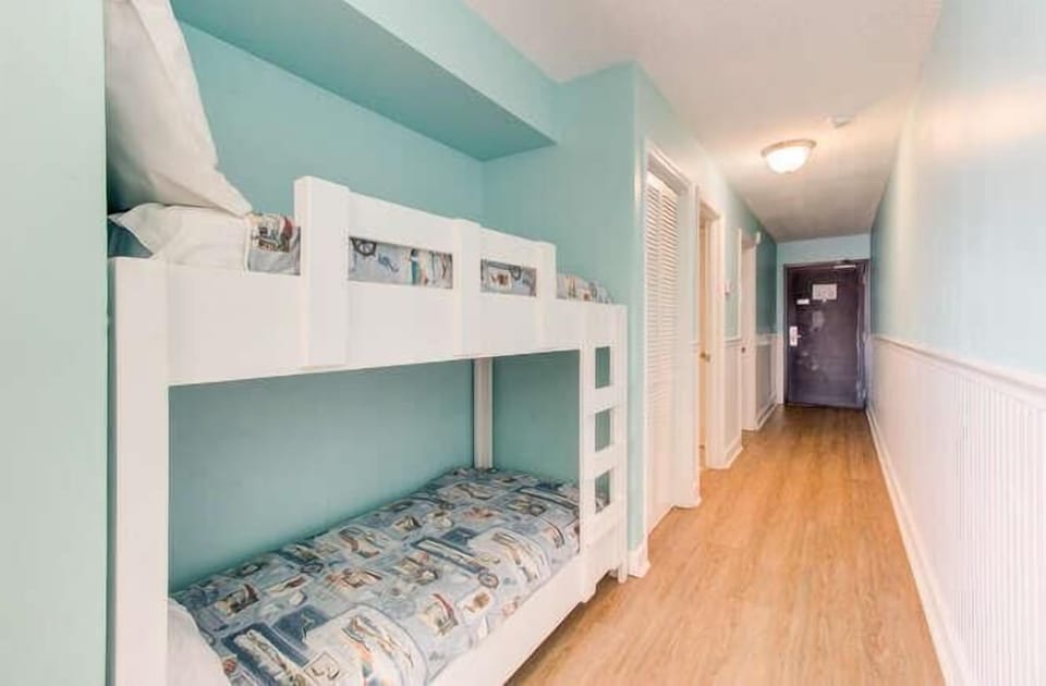 Atlantic Towers 707-small-018-005-Hall Bunks-666x438-72dpi