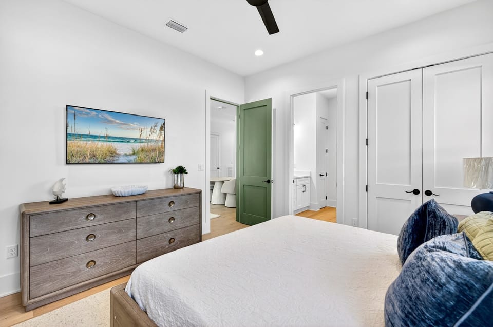 1st floor - King suite featuring a plush king bed and private en-suite bathroom—perfect for guests who prefer privacy, convenience, and ground-level access.