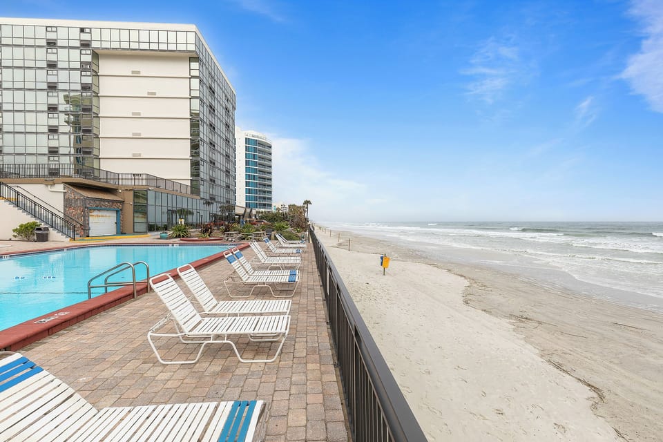Oceanfront lounge chairs