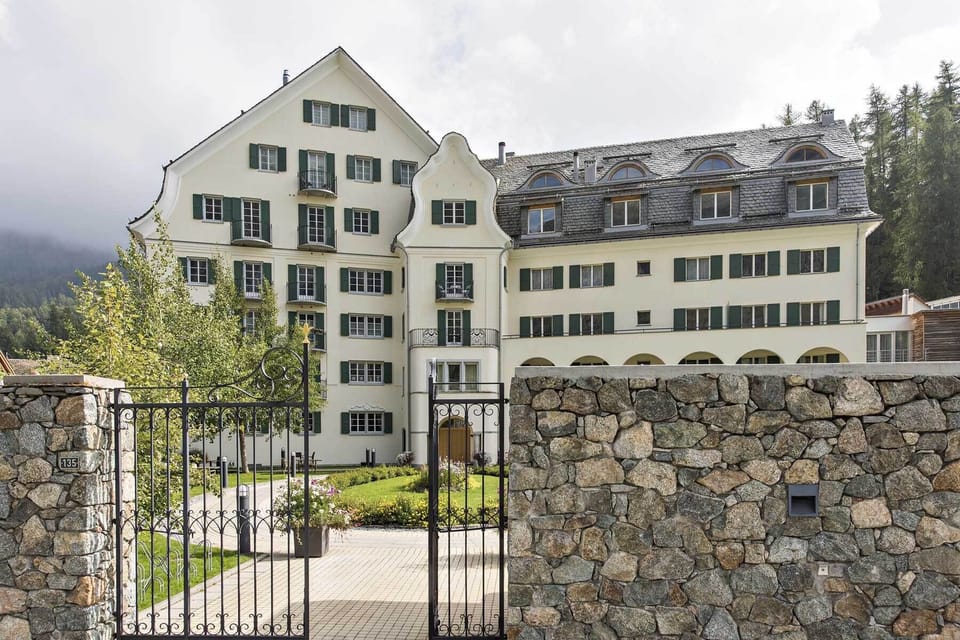 Facade / entrance