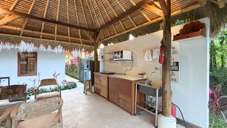 Luxury Villa, 1 Bedroom, Private Bathroom, Valley View | Private kitchen