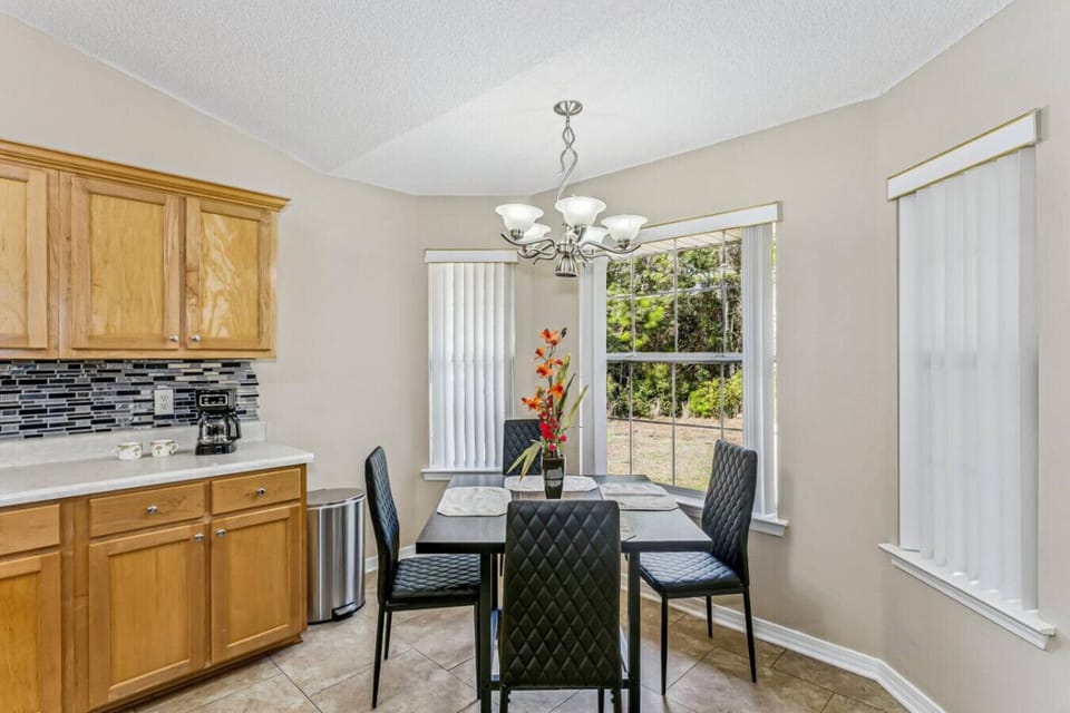 Kitchen Seating