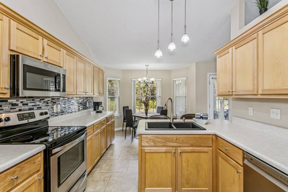 Fully -Equipped Kitchen