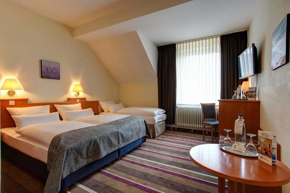 In-room safe, desk, iron/ironing board, free WiFi