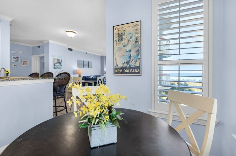 Condo, Multiple Beds (Beach Colony East 2D) | Dining