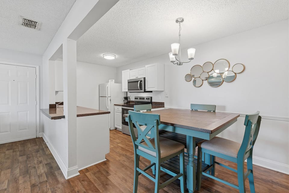 Condo, Multiple Beds (Trailwoods 3302) | Dining