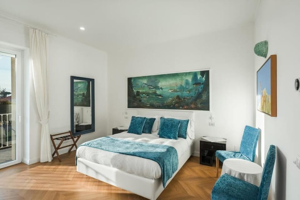 Comfort Room, Housekeeping, Park View | In-room safe, WiFi (free)
