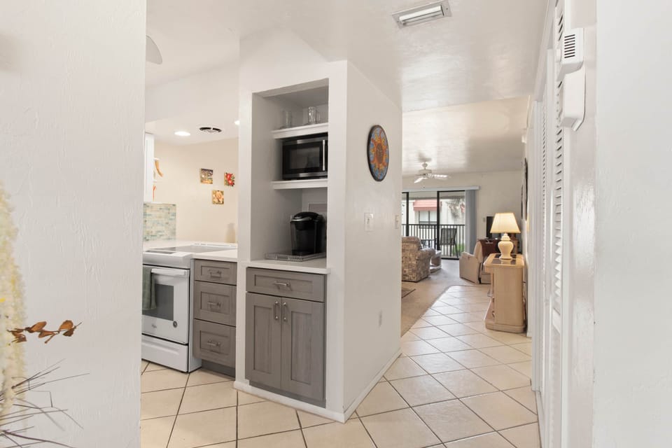 1800 Gulf Drive #225-2