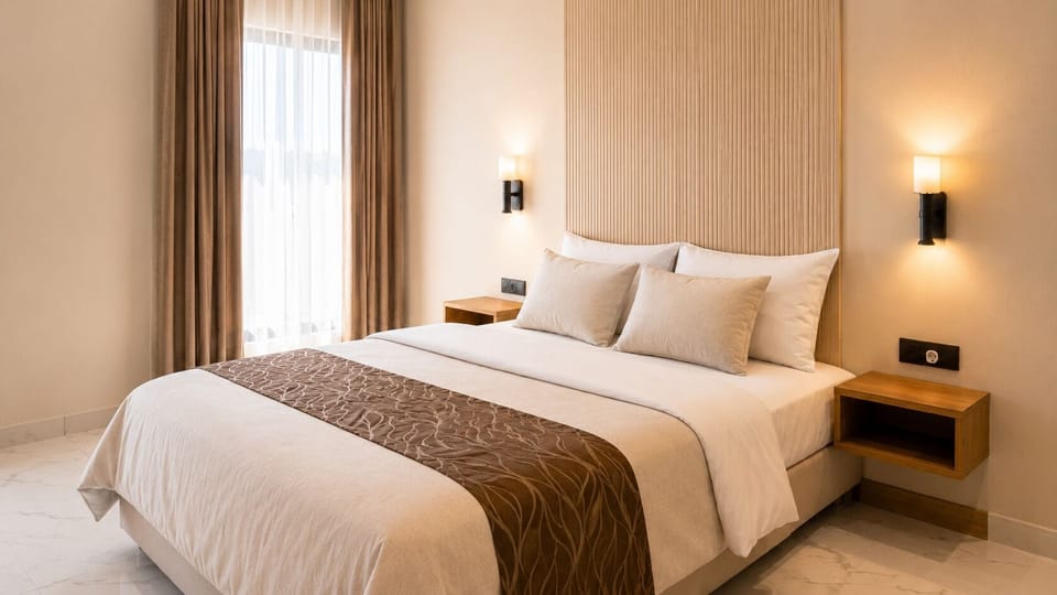 Deluxe Double Room, Balcony, Garden View | Laptop workspace, WiFi (free)