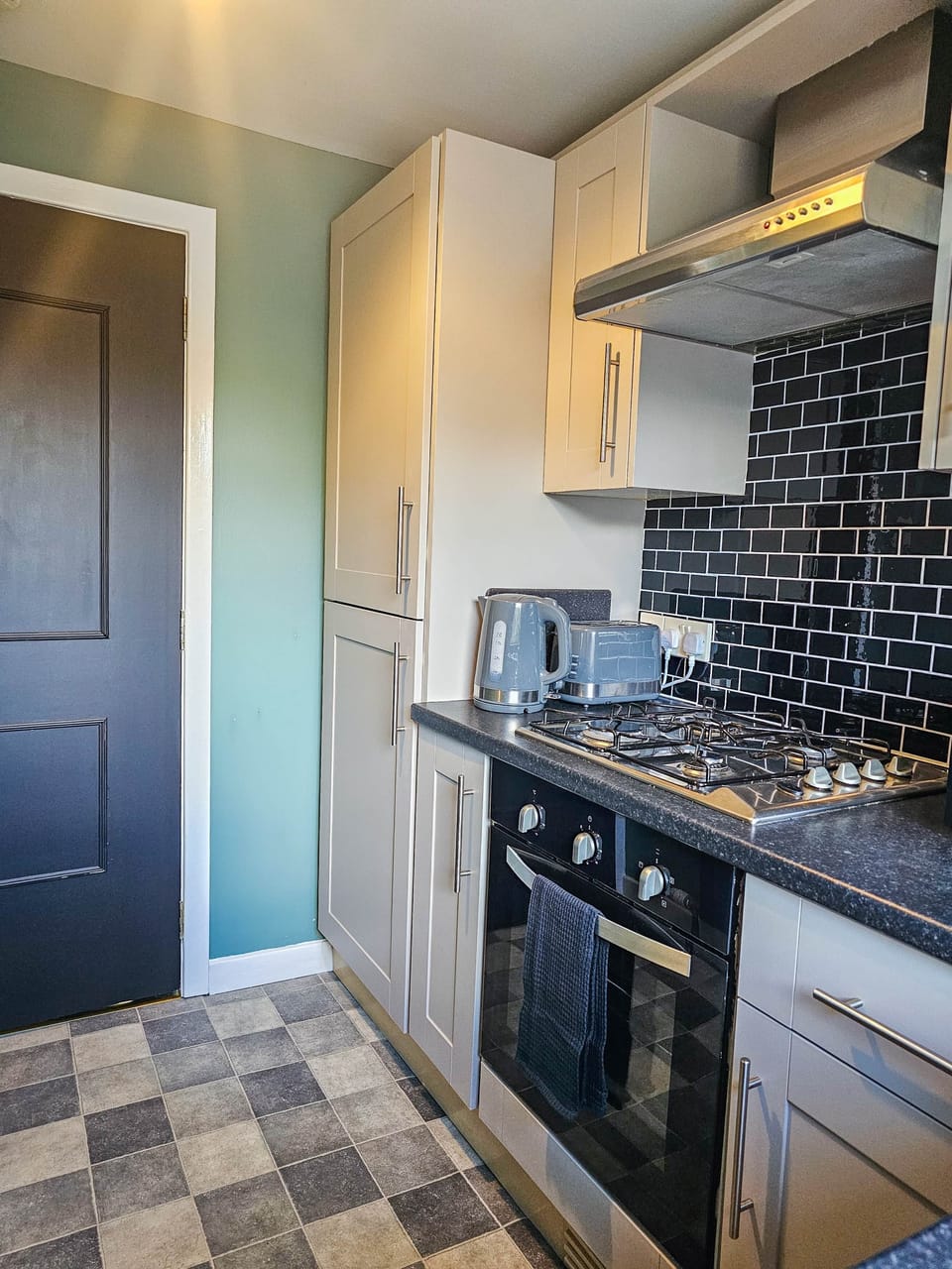 Kitchen 2