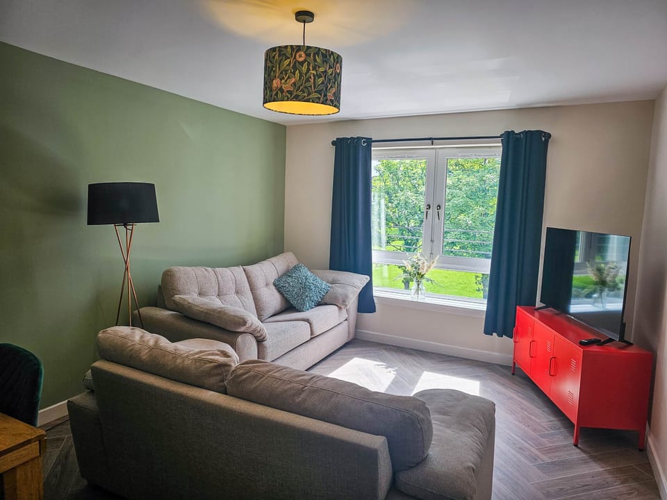 LivingRoom Main 2