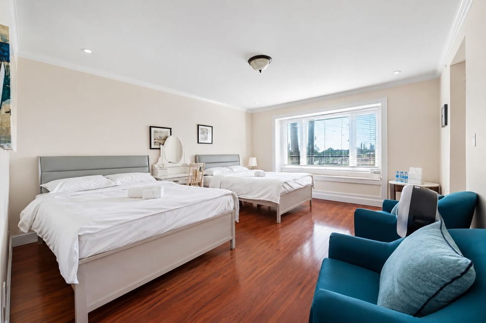 Superior Quadruple Room | WiFi (free), bed sheets