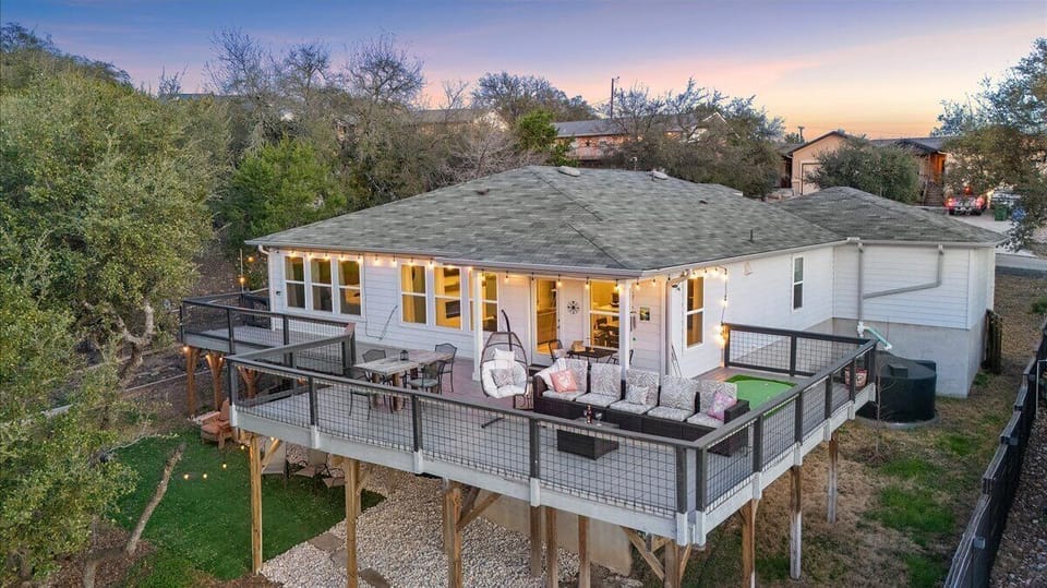 Sunset Deck House