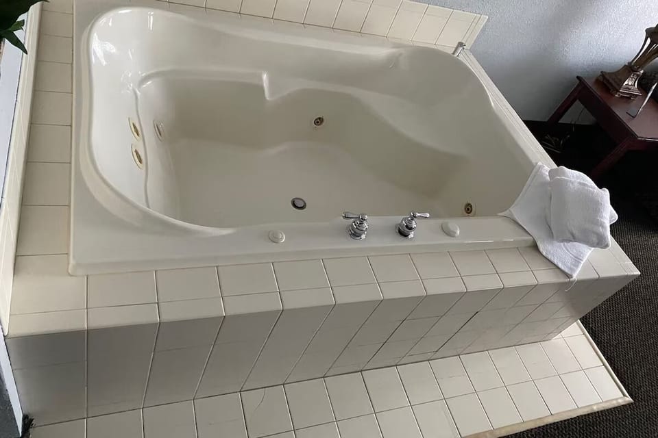Soak and recharge in the deep jetted tub.