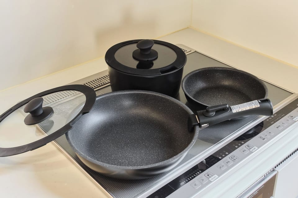 Deluxe House, Non Smoking (Include projector) | Private kitchen | Rice cooker, cookware/dishes/utensils, freezer