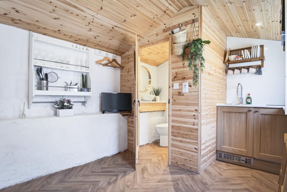 The Brook Nook - Studio - Dale (28957)