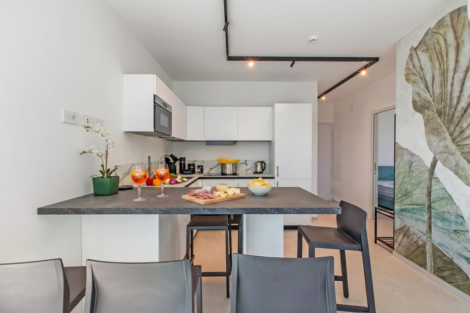 Kitchen and dining area