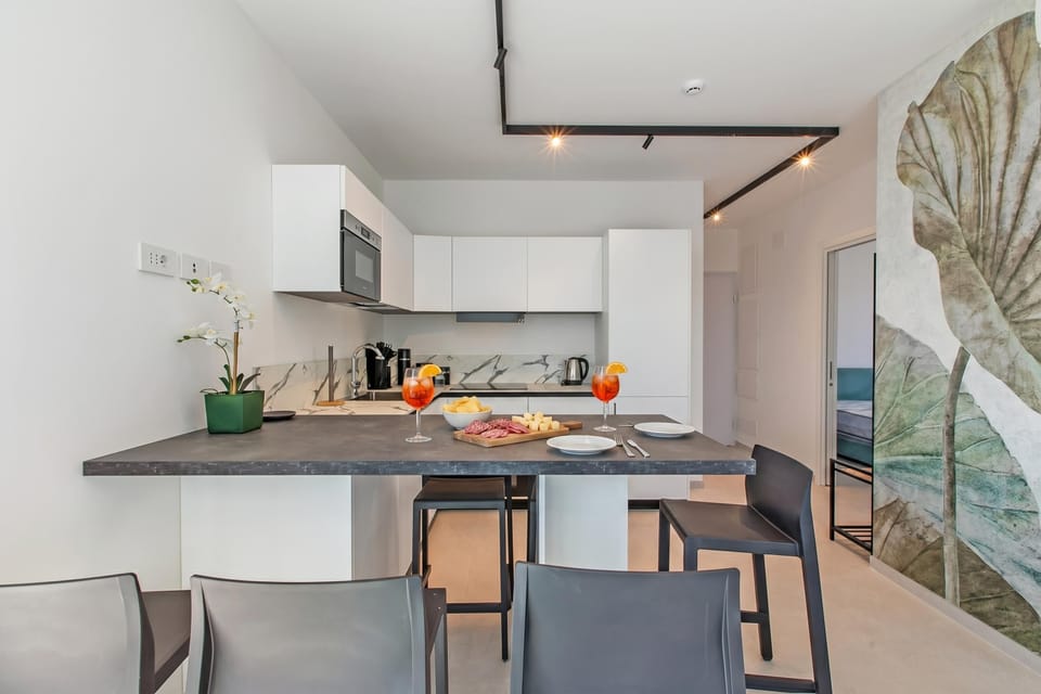 Kitchen and dining area