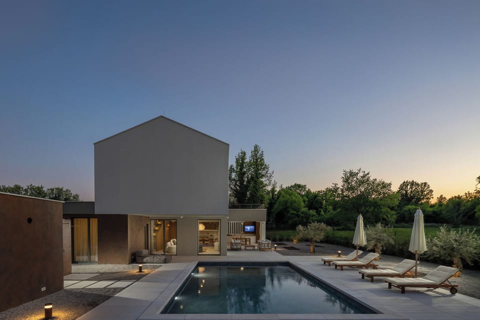 Private Pool
