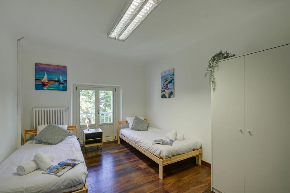 Second bedroom