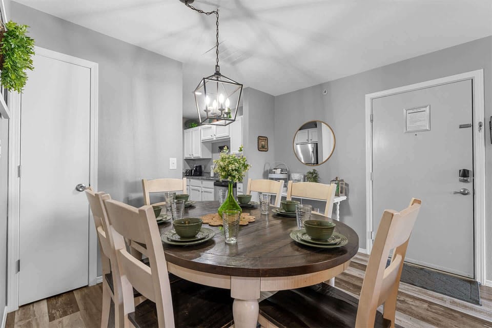 Welcome to Spruce Valley Condo!​