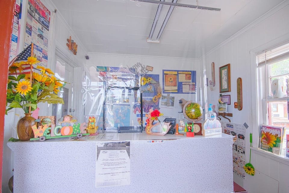 Entrance / Reception