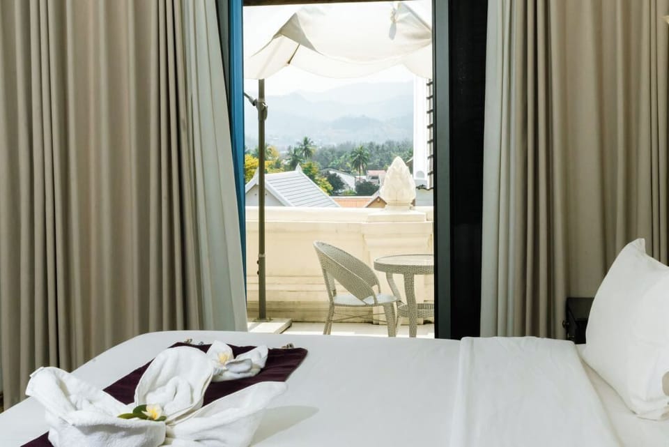 Luxury Double or Twin Room, Hill View | Egyptian cotton sheets, premium bedding, down comforters