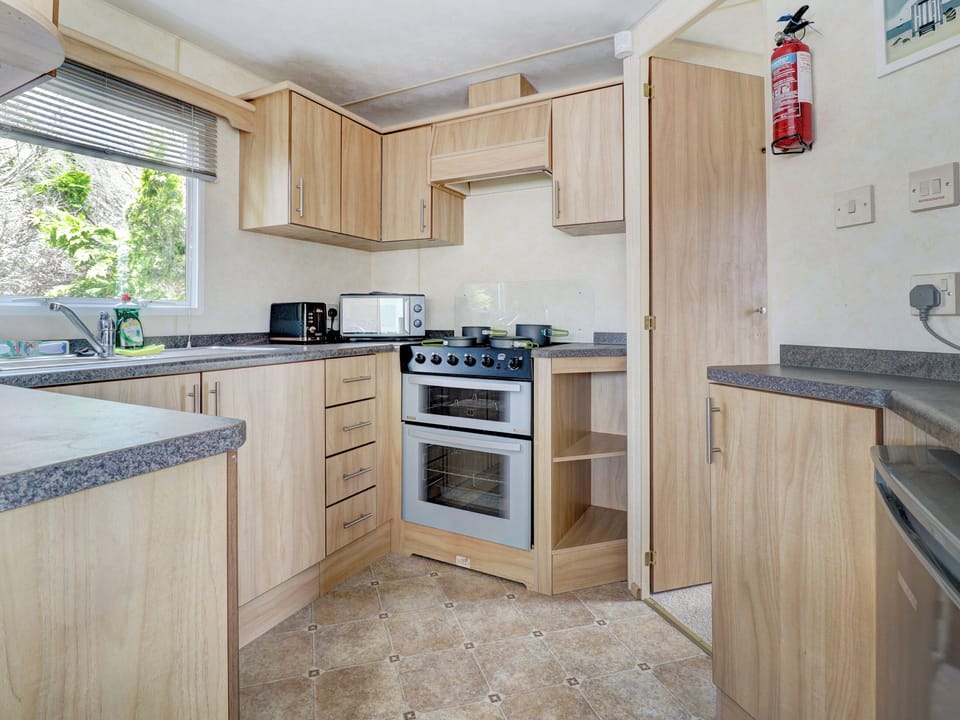 Open plan living space | Sunshine & Smiles, Hayling Island