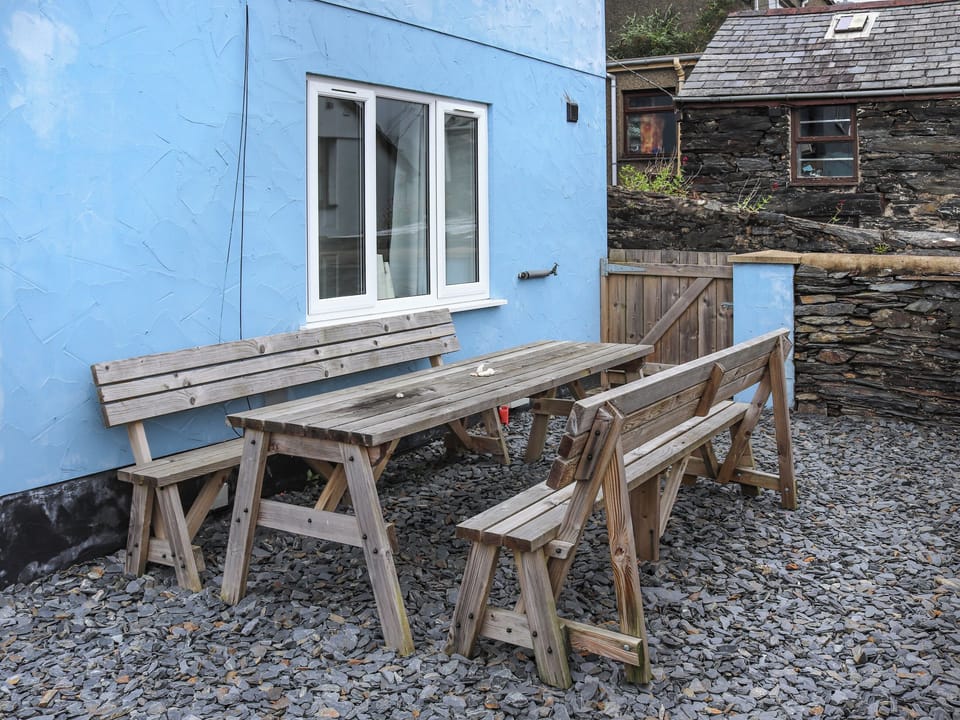 Outdoor | Rhydwenfa, Porthmadog