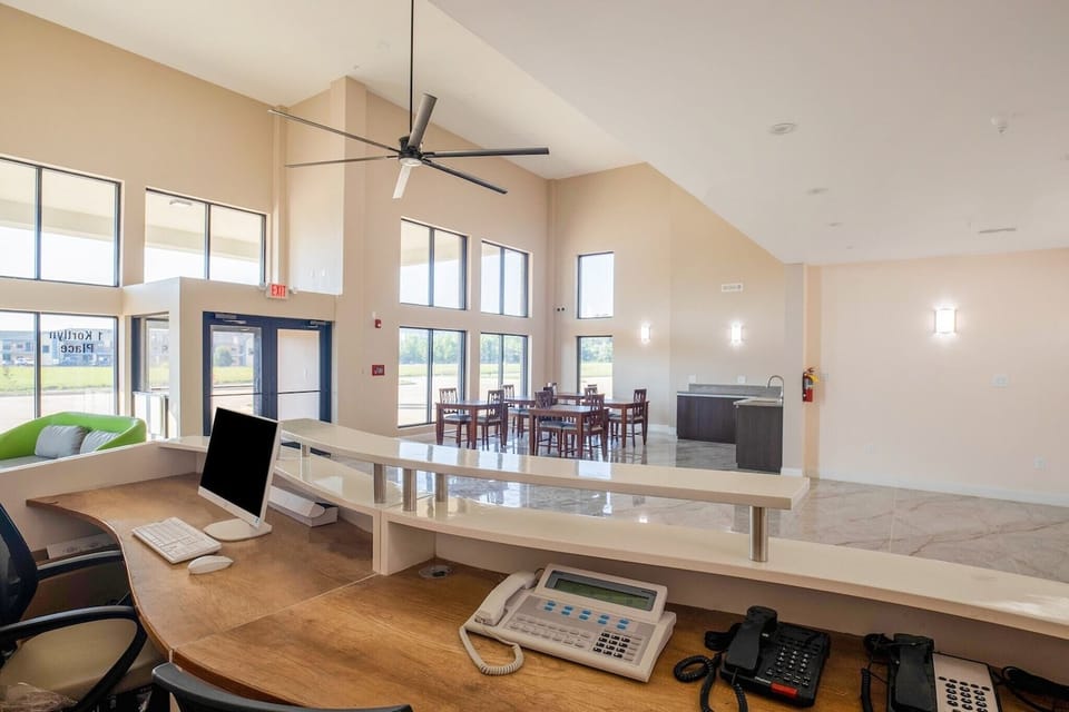 Entrance / Reception