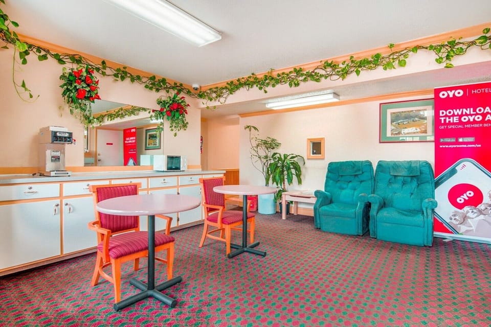 Entrance / Reception