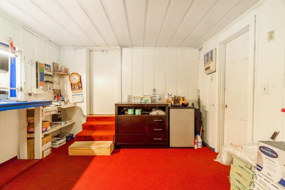 Entrance / Reception