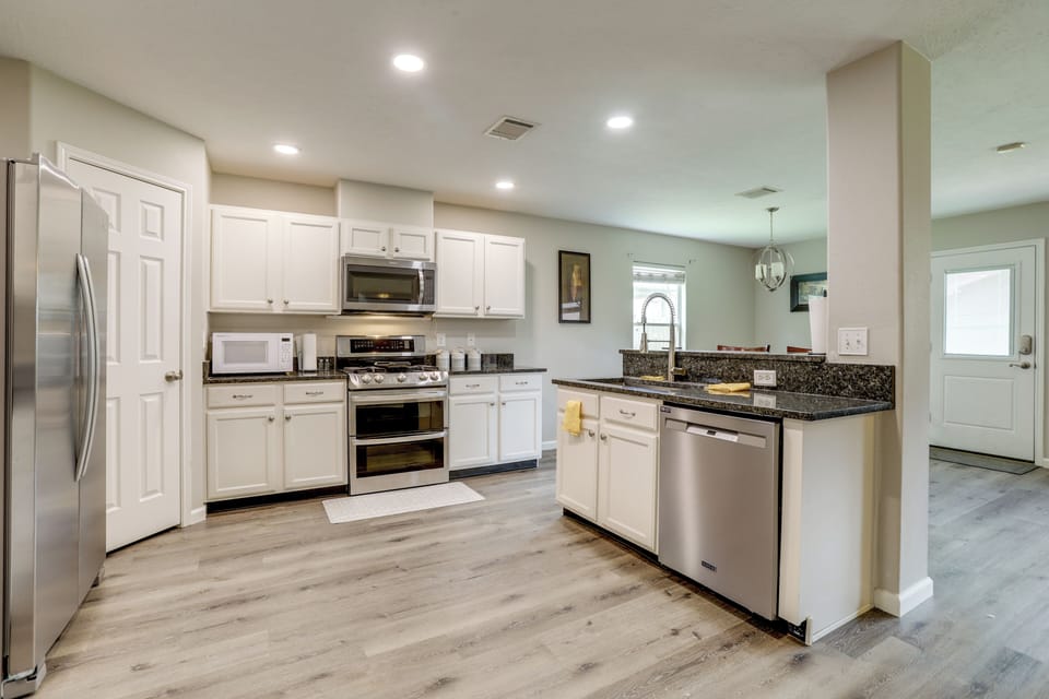 Kitchen | 1st Floor