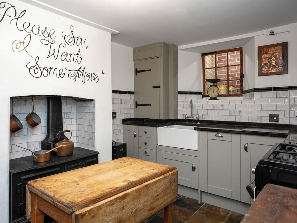 Kitchen | Fagin&rsquo;s Den, Broadstairs