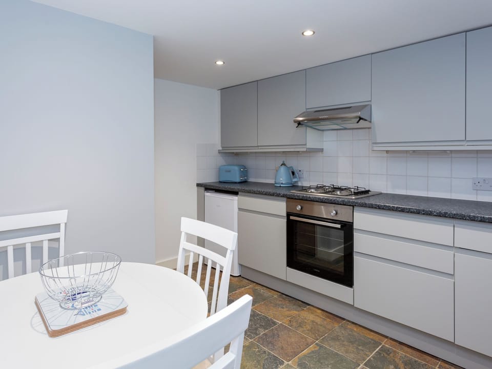 Kitchen | Pickwick&rsquo;s Place - The Fishermen&rsquo;s Cottages, Broadstairs