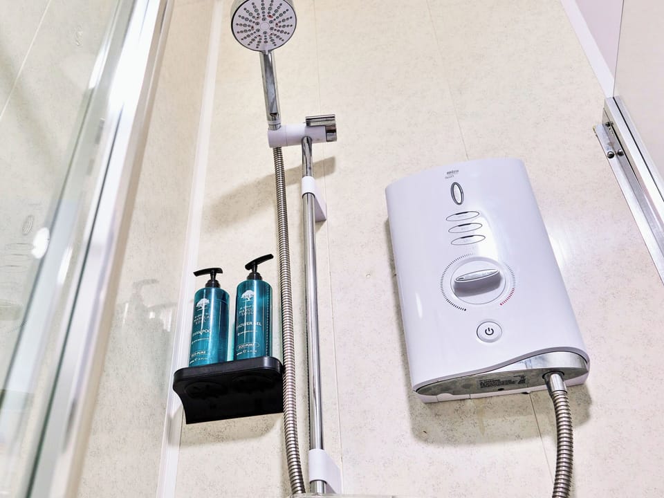 Shower room | No.1 Princess Red Apartments - Portrush By The Sea, Portrush