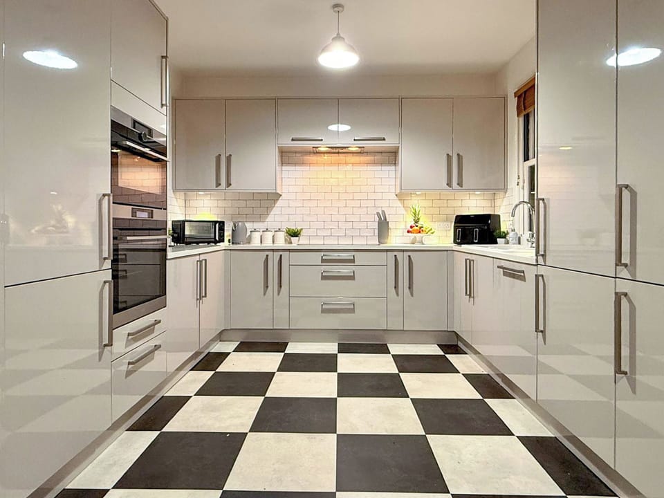 Kitchen | West View, Broughton