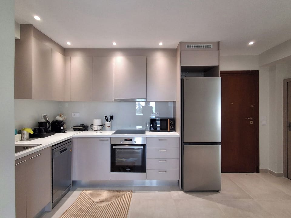 Apartment, Balcony, Sea View | Private kitchen