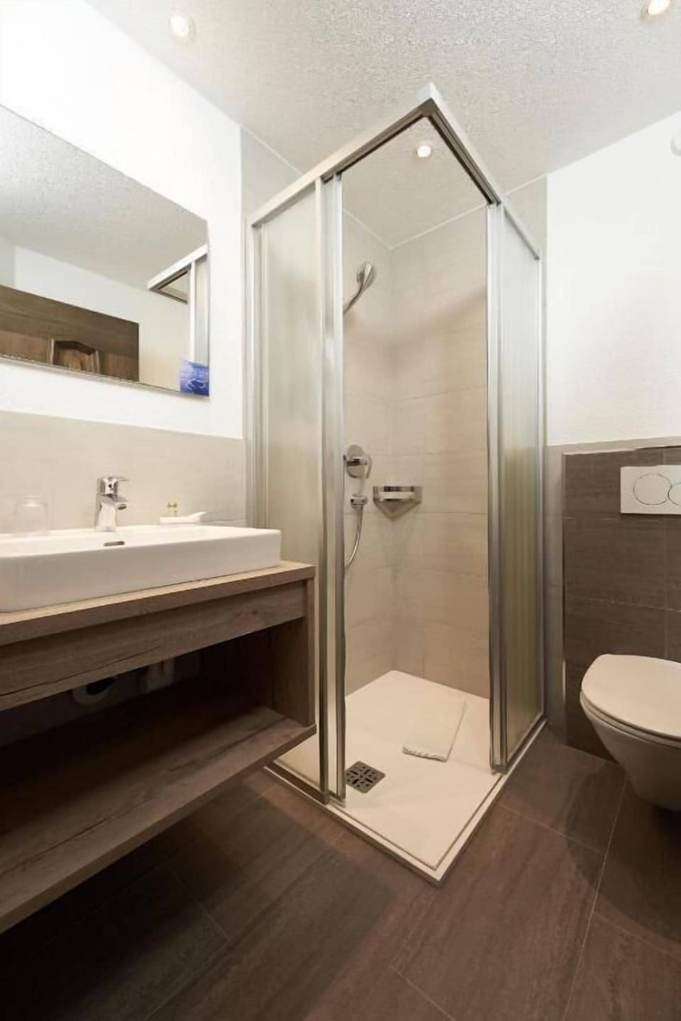 Single Room, Balcony, Mountain View | Bathroom | Shower, hair dryer, heated floors (bathroom), towels