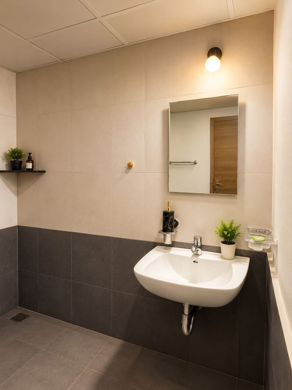 Comfort Studio, Balcony, City View | Bathroom | Shower, towels