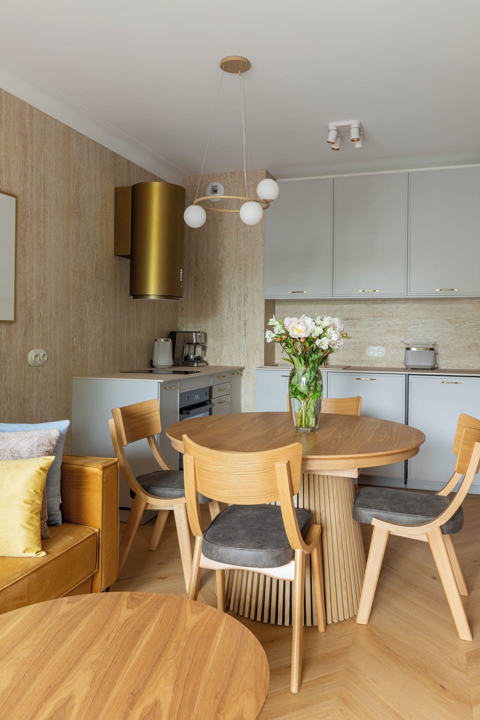 Apartment | Private kitchenette | Coffee/tea maker, electric kettle