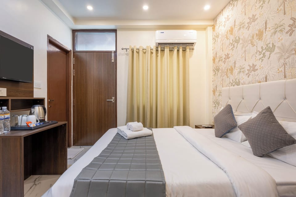 Standard Double Room | Desk, free WiFi