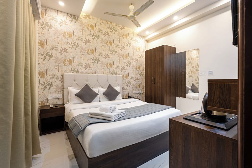 Standard Double Room | Desk, free WiFi