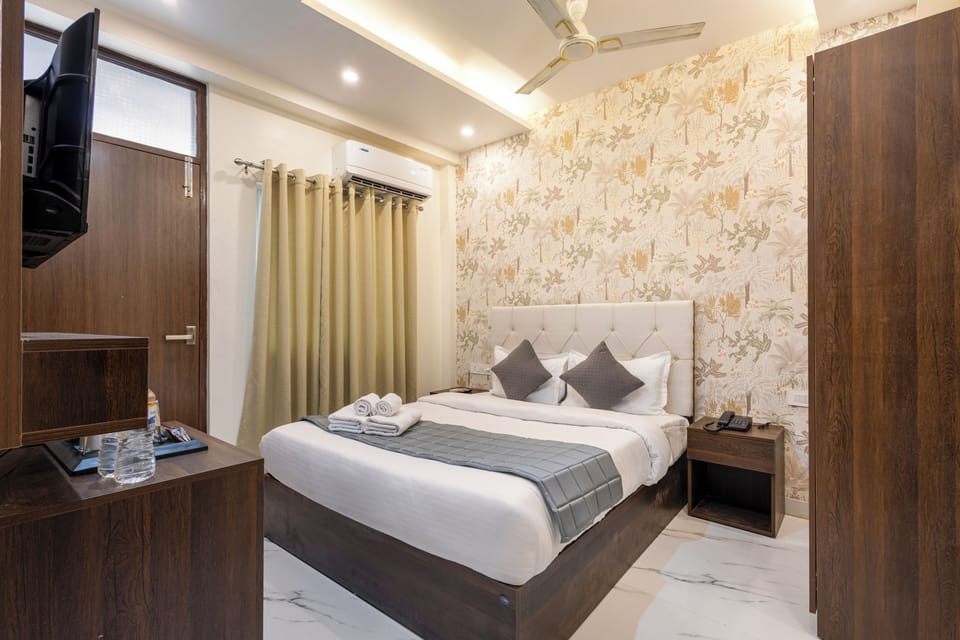Standard Double Room | Desk, free WiFi