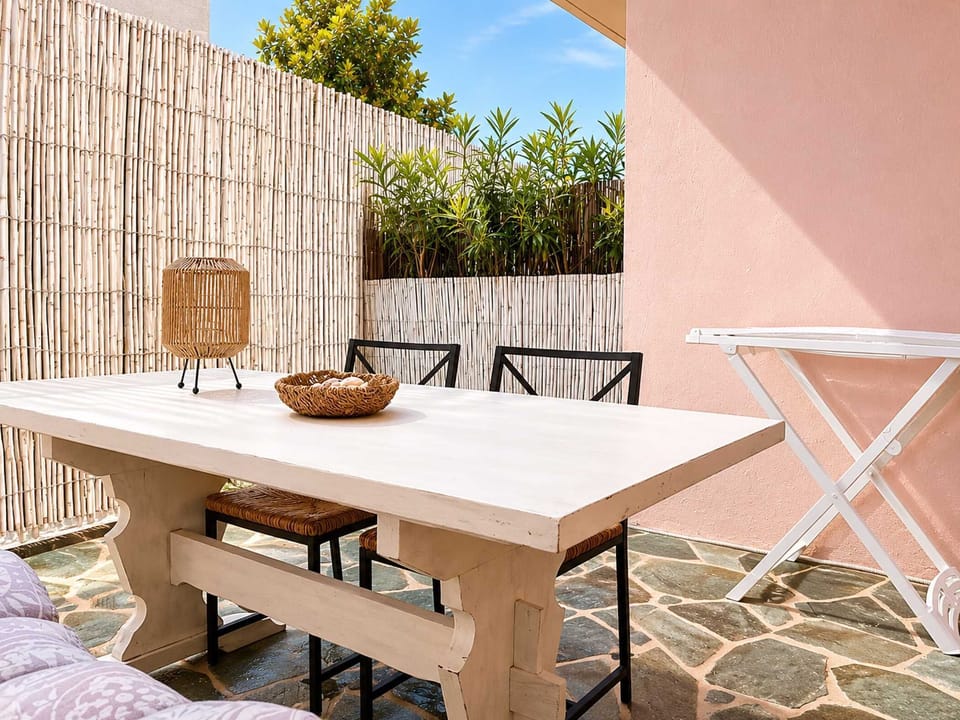 The private patio offers a pleasant setting for breakfast, afternoon refreshments or a quiet evening under the Zakynthian sky.
