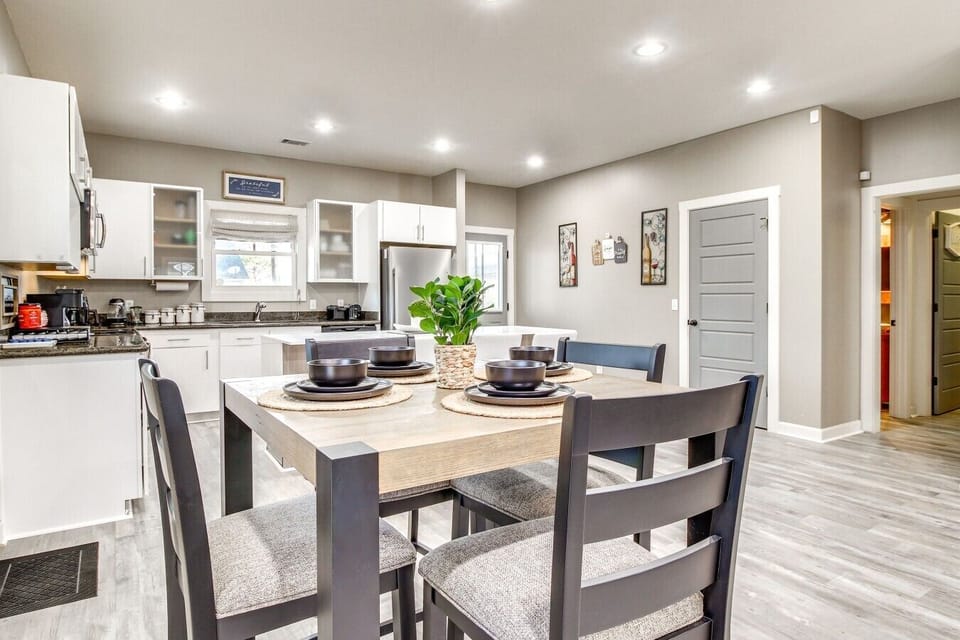 Dining Area | Seating For Four | Open Kitchen Connection