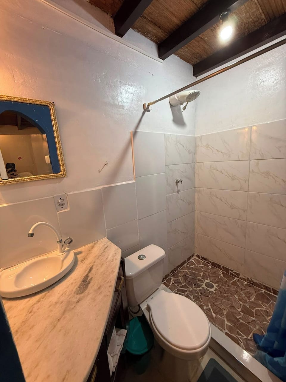 Comfort Shared Dormitory, Lanai | Bathroom | Toilet paper