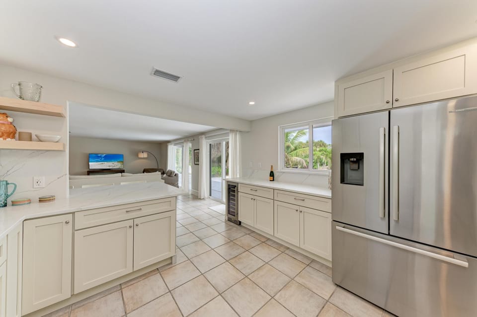 Bungalow, 4 Bedrooms | Interior